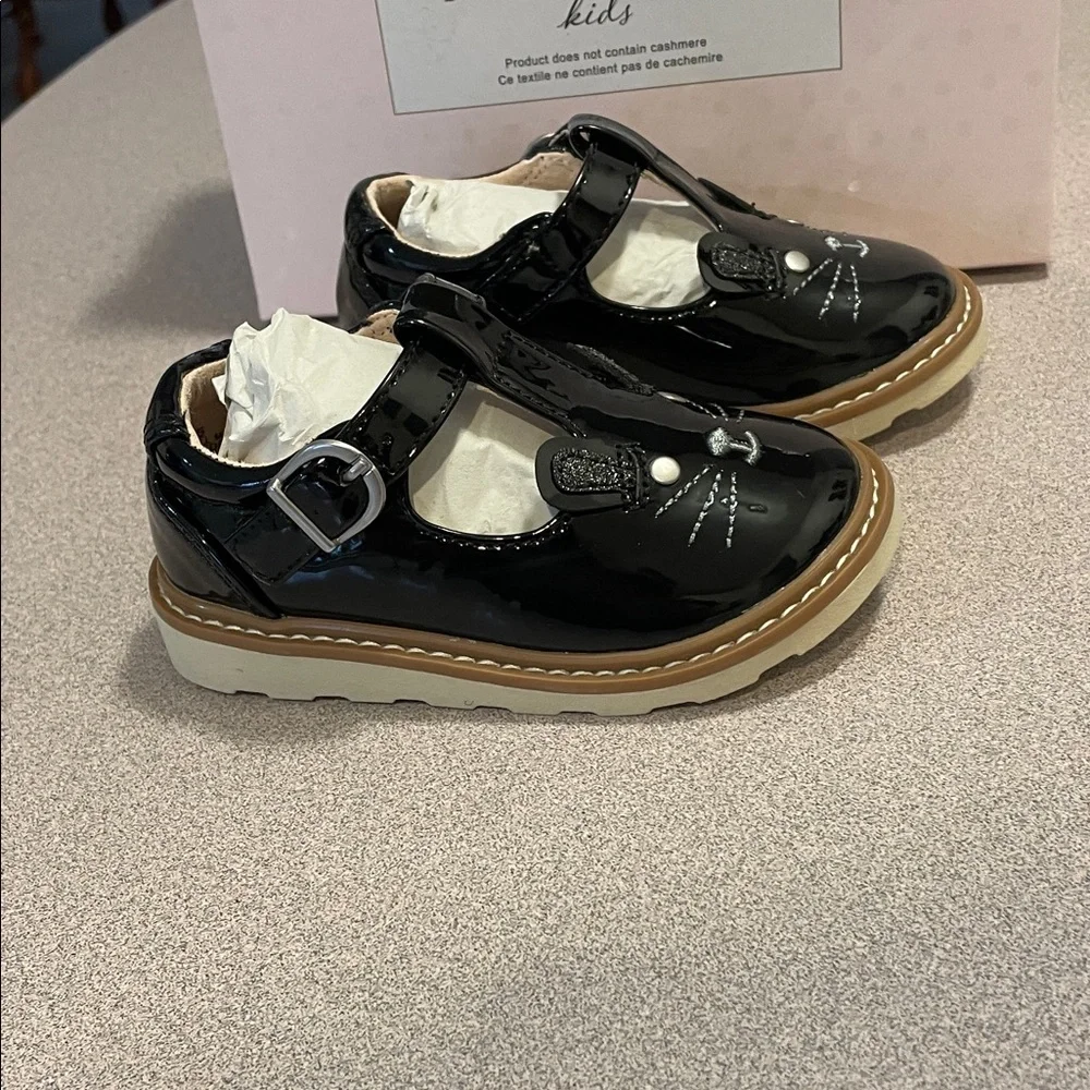 CUPCAKES & CASHMERE T-strap With Cat Face Dress Shoes  Sooo Cute Size 6T
